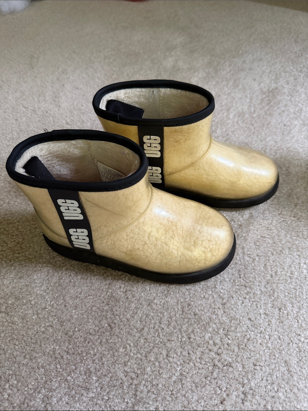 Ugg boots size 2